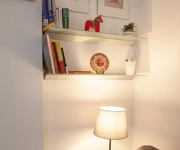 Poly's House Nocleg ze śniadaniem 4*