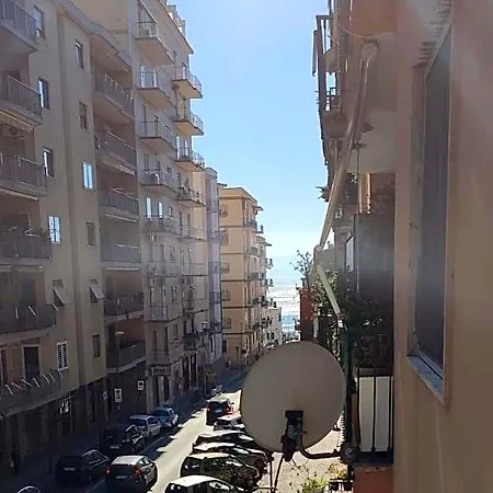 Poly's House Torre Annunziata